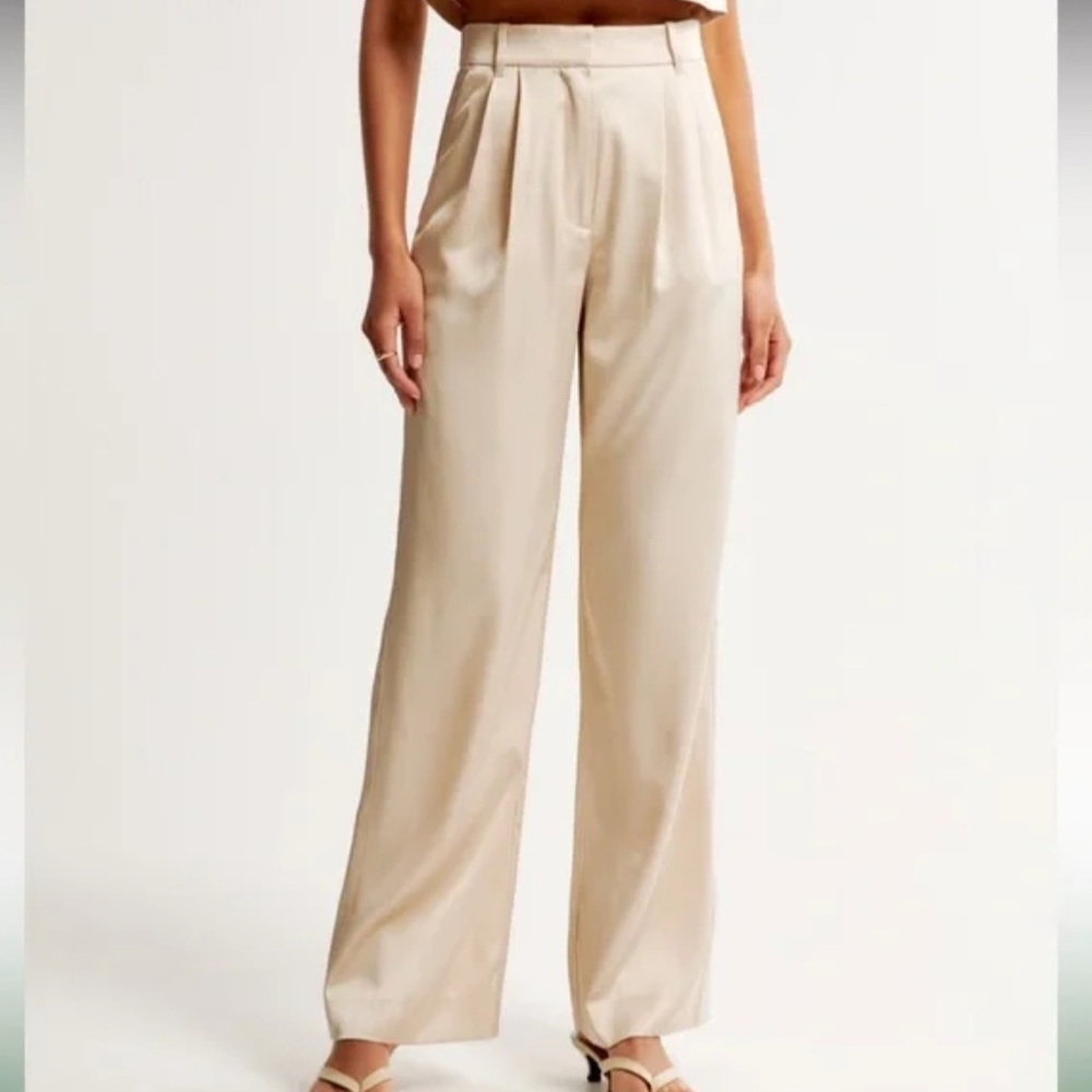 Abercrombie & Fitch Cream Wide-Leg Pants